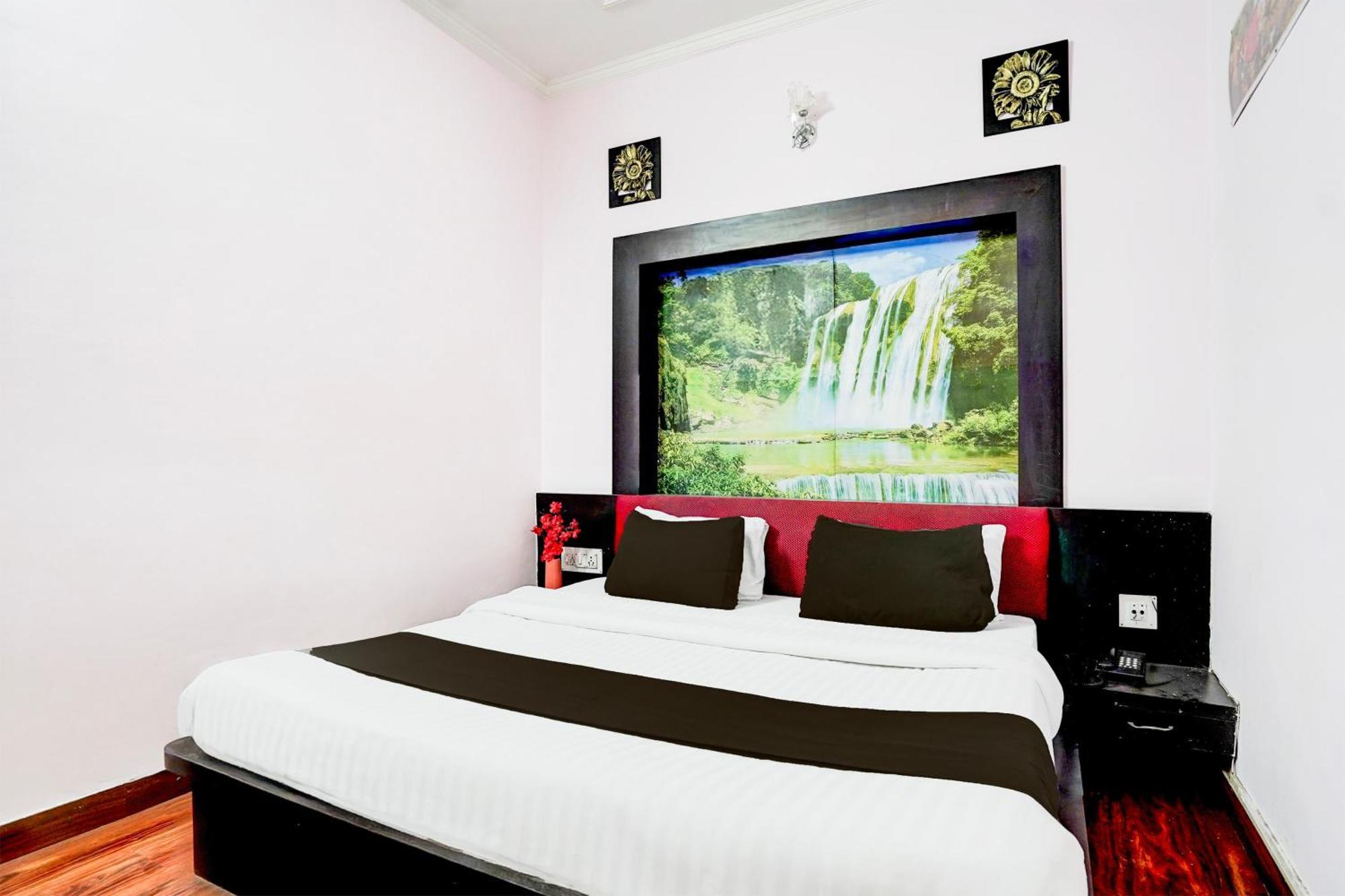 Super Hotel O Krishna Nagar Chowk Near Ongc Dehradun Eksteriør billede